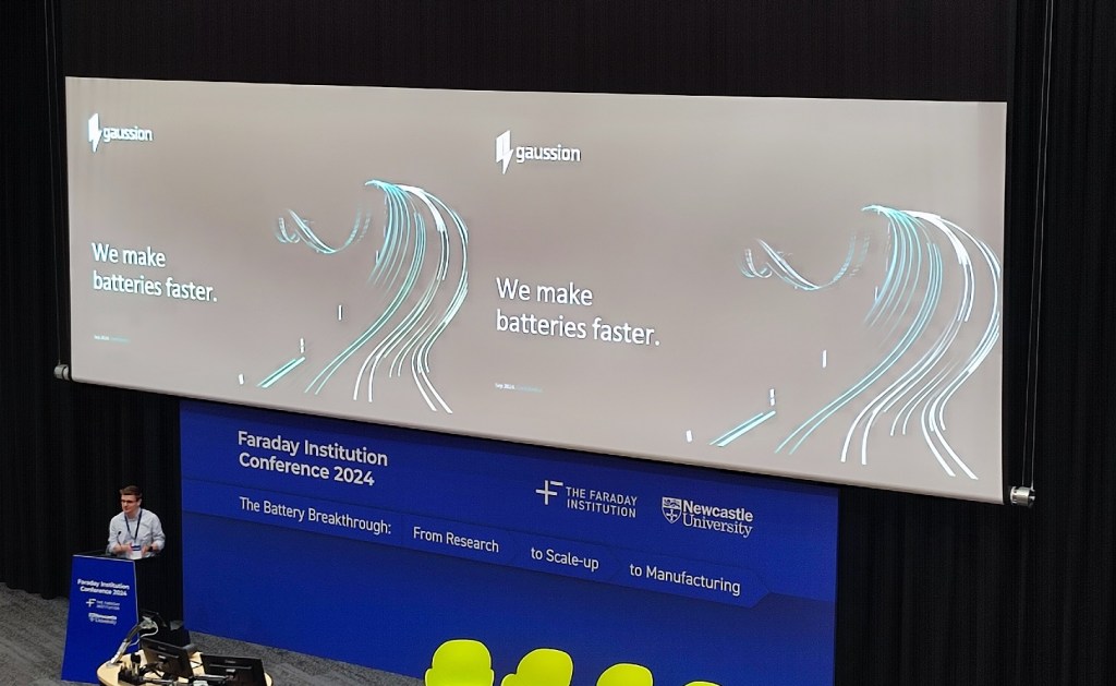 Former Degradation consortium member, Dr Tom Heenan, presenting on project spin-out Gaussian.